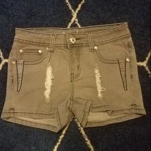 💕Super Cute Gray Shorts w/ Silver Detail!